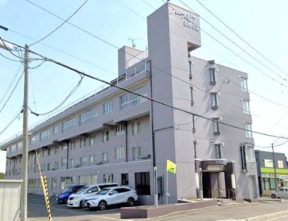 【外観】
全国約740店舗展開中のネットワークを活かし、【ハウスドゥ札幌栄町】が豊富な成約実績と情報力で住まい探しをサポート☆多くの方に選ばれている安心感で、理想の一邸へ導きます!お気軽にお問い合わせください♪