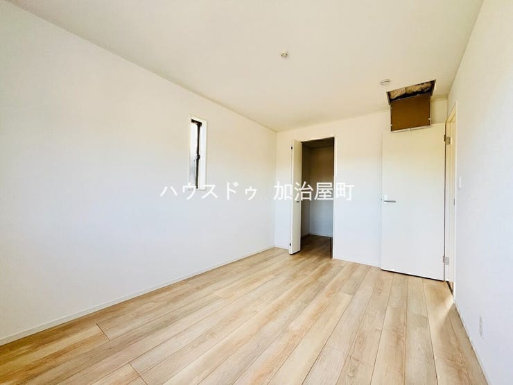 主寝室や子ども部屋、書斎など、ご家族のライフスタイルに合わせて自由に活用できます。