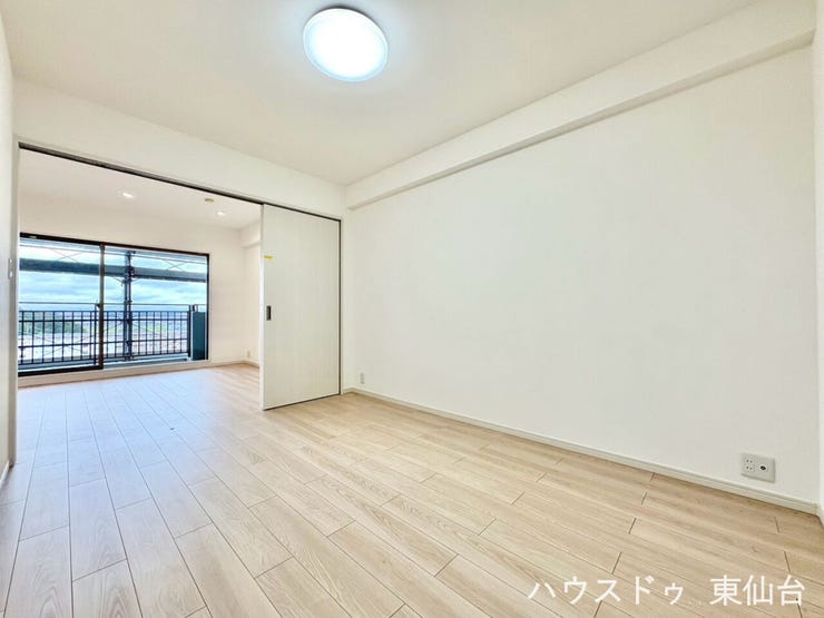 明るい色合いで新生活が楽しみになりますね♪