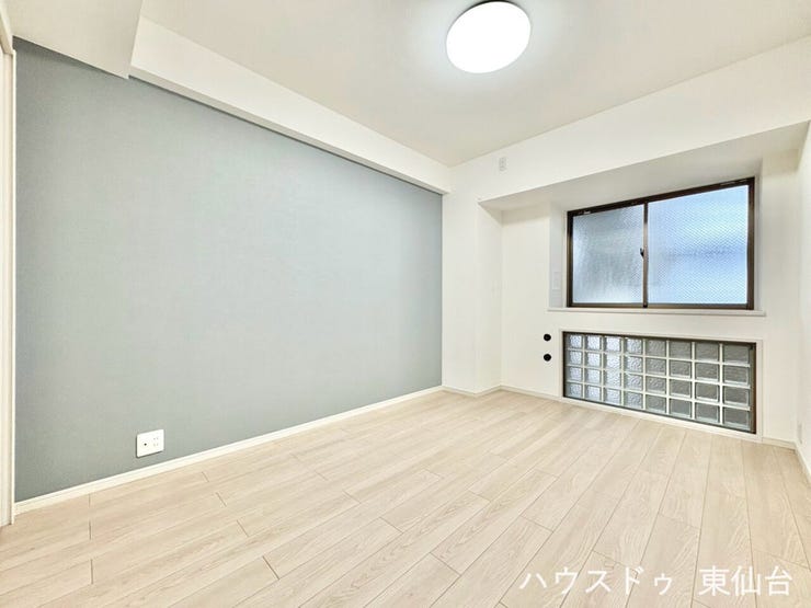 6.1帖の洋室です。
子供部屋にぴったりですね♪