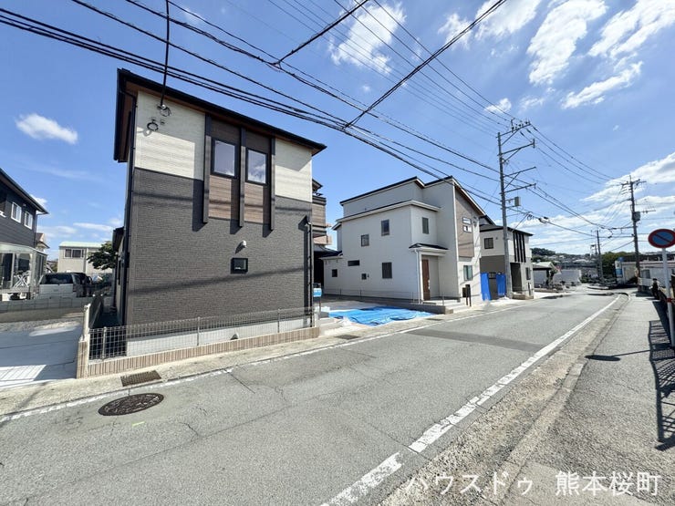 ■理想を叶える新しい暮らしの舞台■高いデザイン性と機能性を兼ね備えた住まい。ここで、家族の新しい物語が始まります。