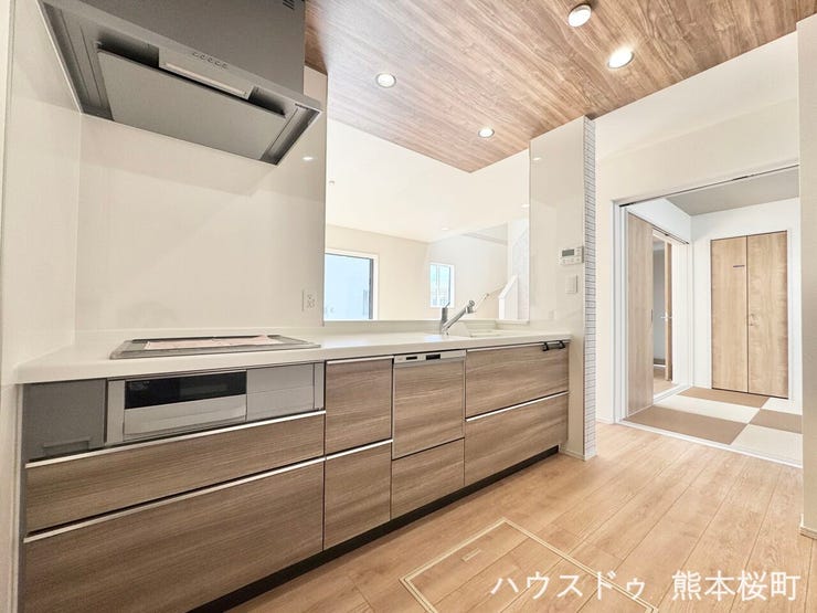 ■家族の「美味しい」が集まる舞台■高い機能性と美しいデザインを両立。料理する人も、待つ人も、笑顔になれる場所です。