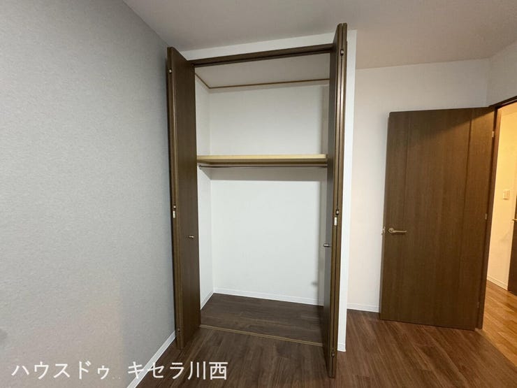 洋室②のクローゼット