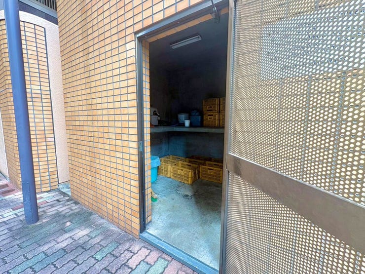 敷地内ゴミ置き場