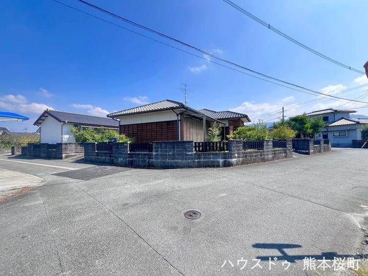 ■理想を叶える新しい暮らしの舞台■高いデザイン性と機能性を兼ね備えた住まい。ここで、家族の新しい物語が始まります。