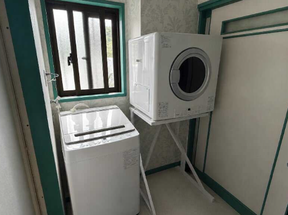 AIにて家具・家電を消しております