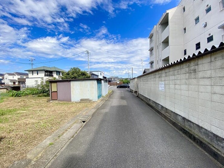 南側前面道路