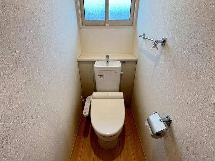 2階にもトイレがあるので朝のラッシュ時も安心です!