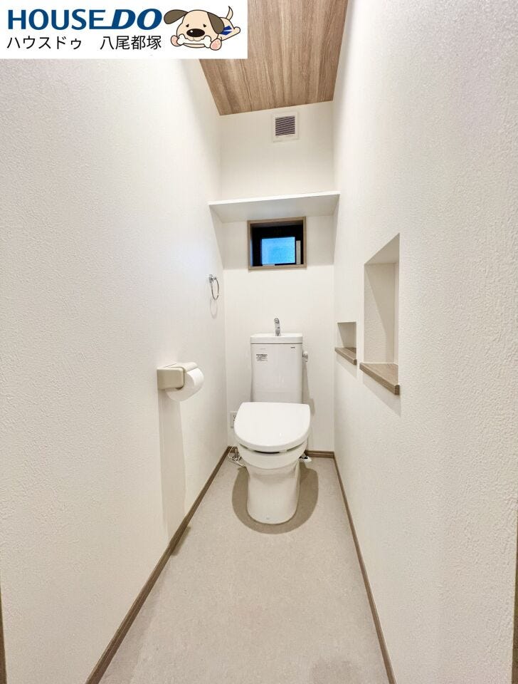 ウォークインクローゼット内です!
※新築時の写真となります