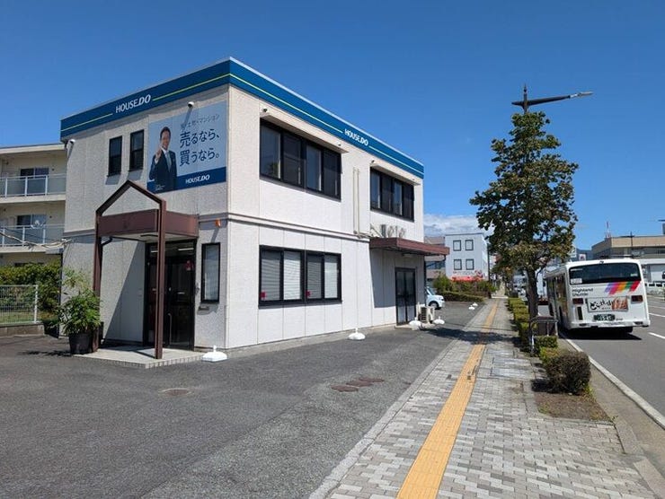 ハウスドゥ  長野中御所の外観画像