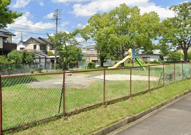 公園 桃花園三角公園